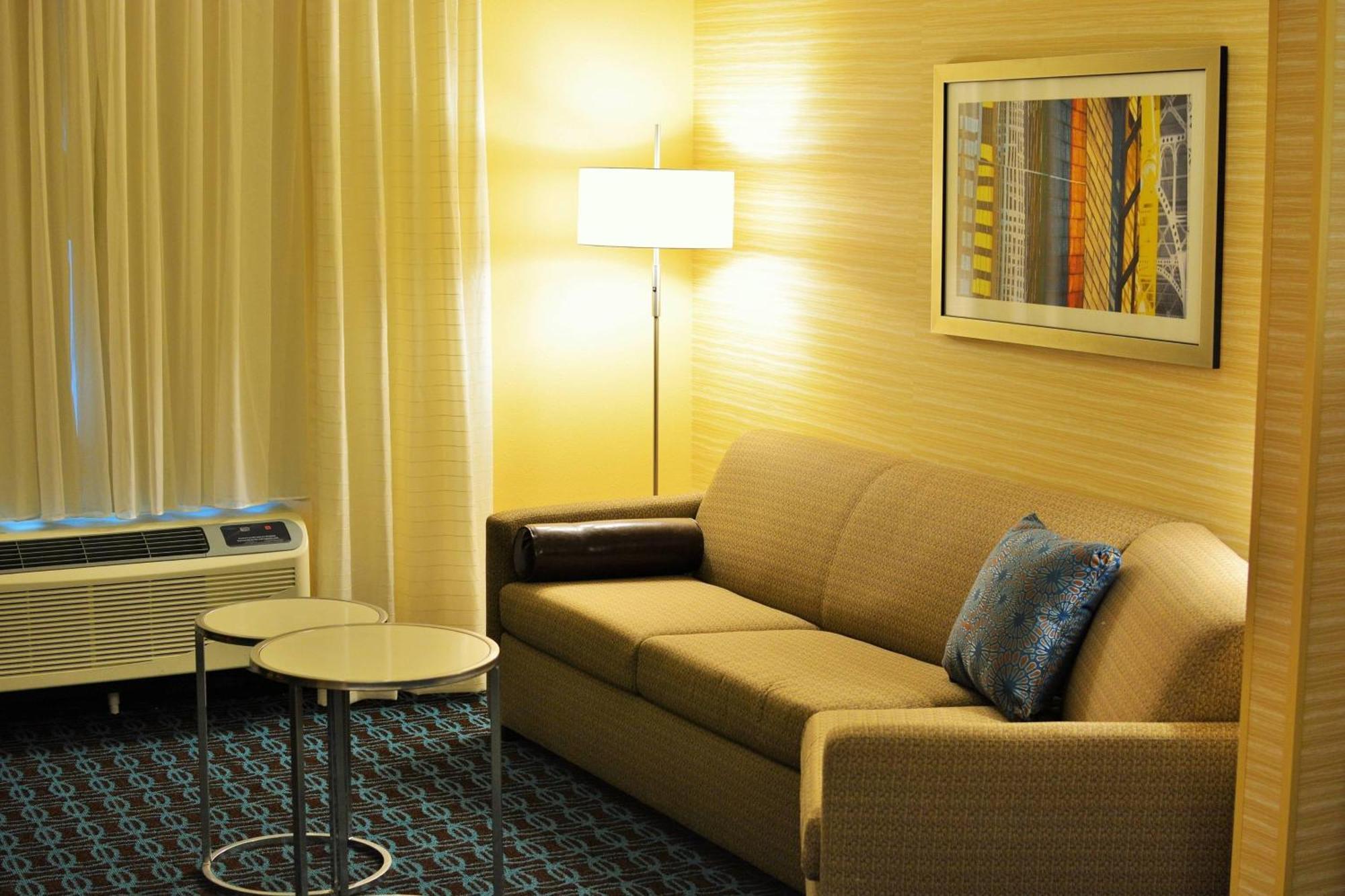 Fairfield Inn & Suites By Marriott Omaha Northwest Exterior photo